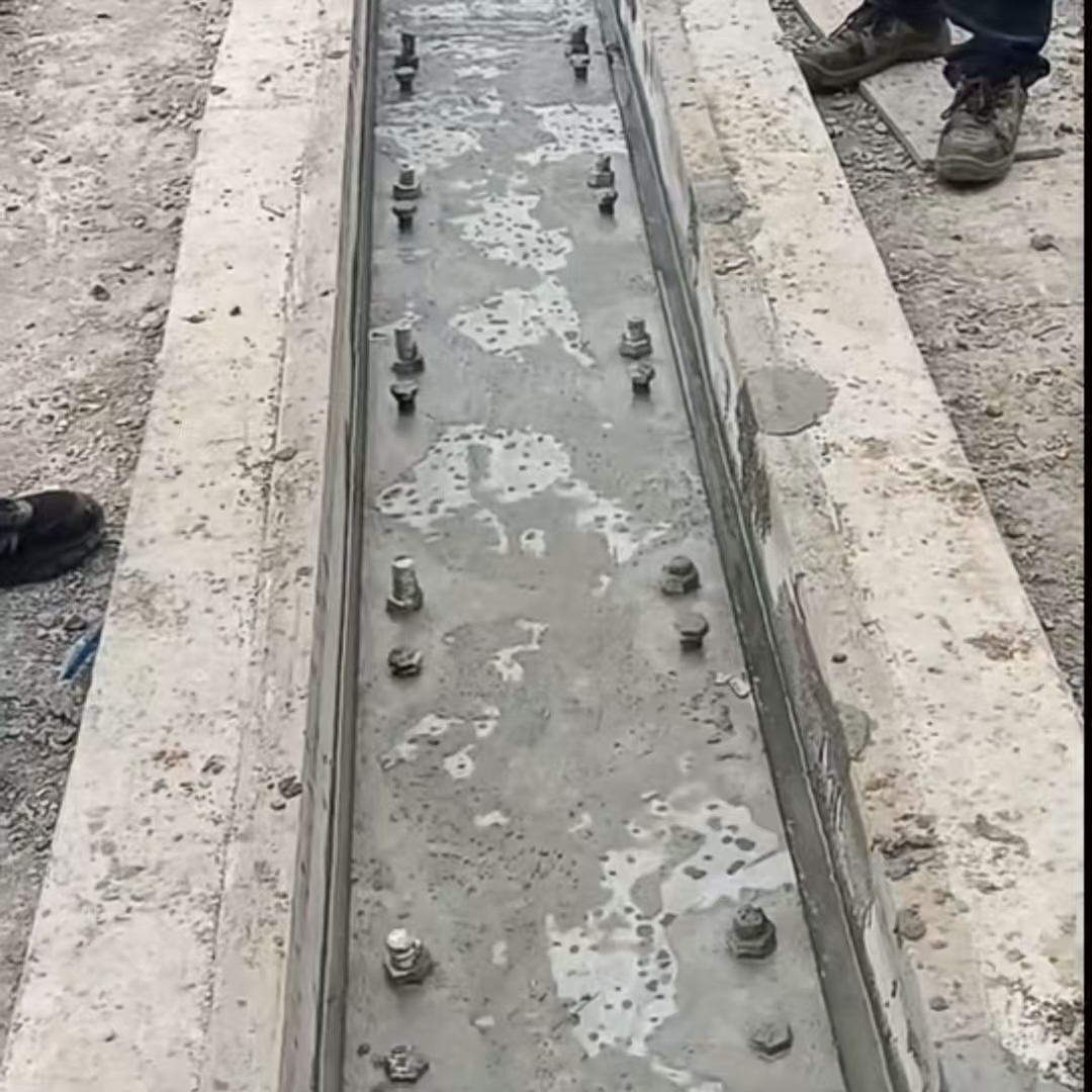 环翠港口码头起重机龙门吊重型机械设备稳固用早强快凝轨道胶泥